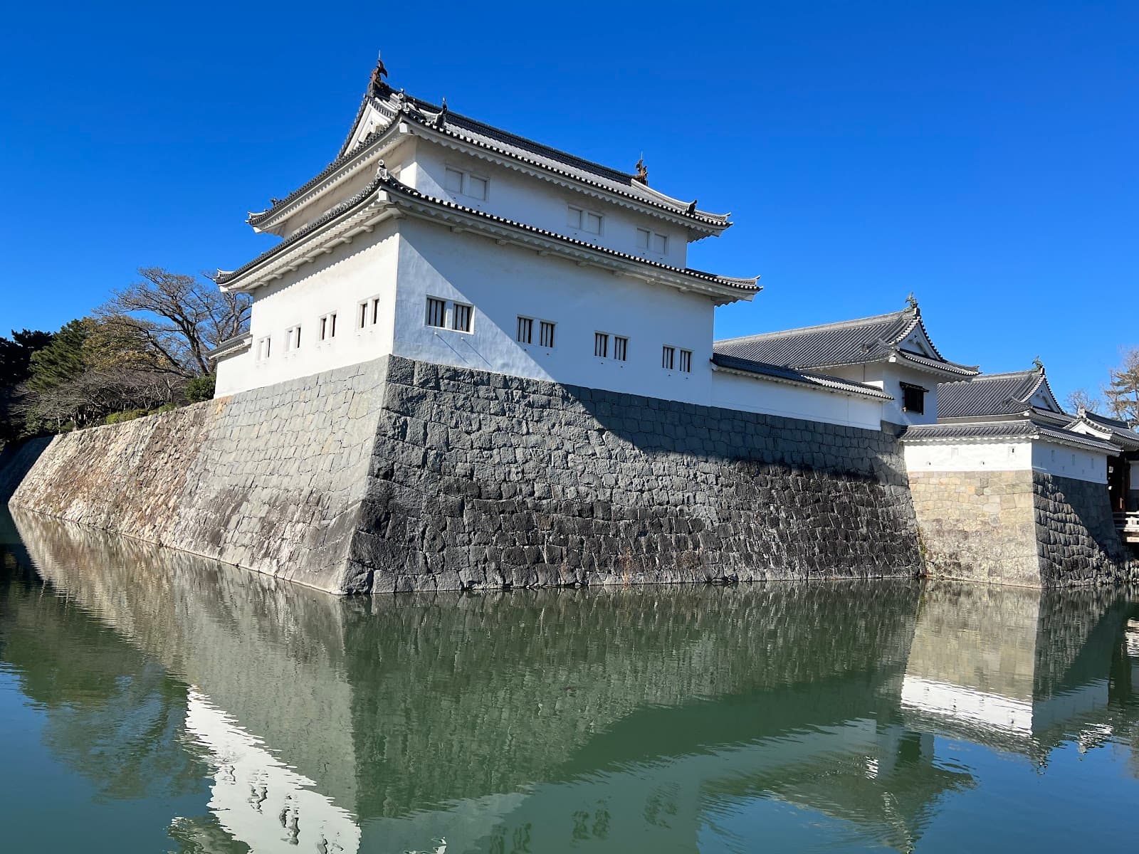 Sumpu Castle Park - Image 1