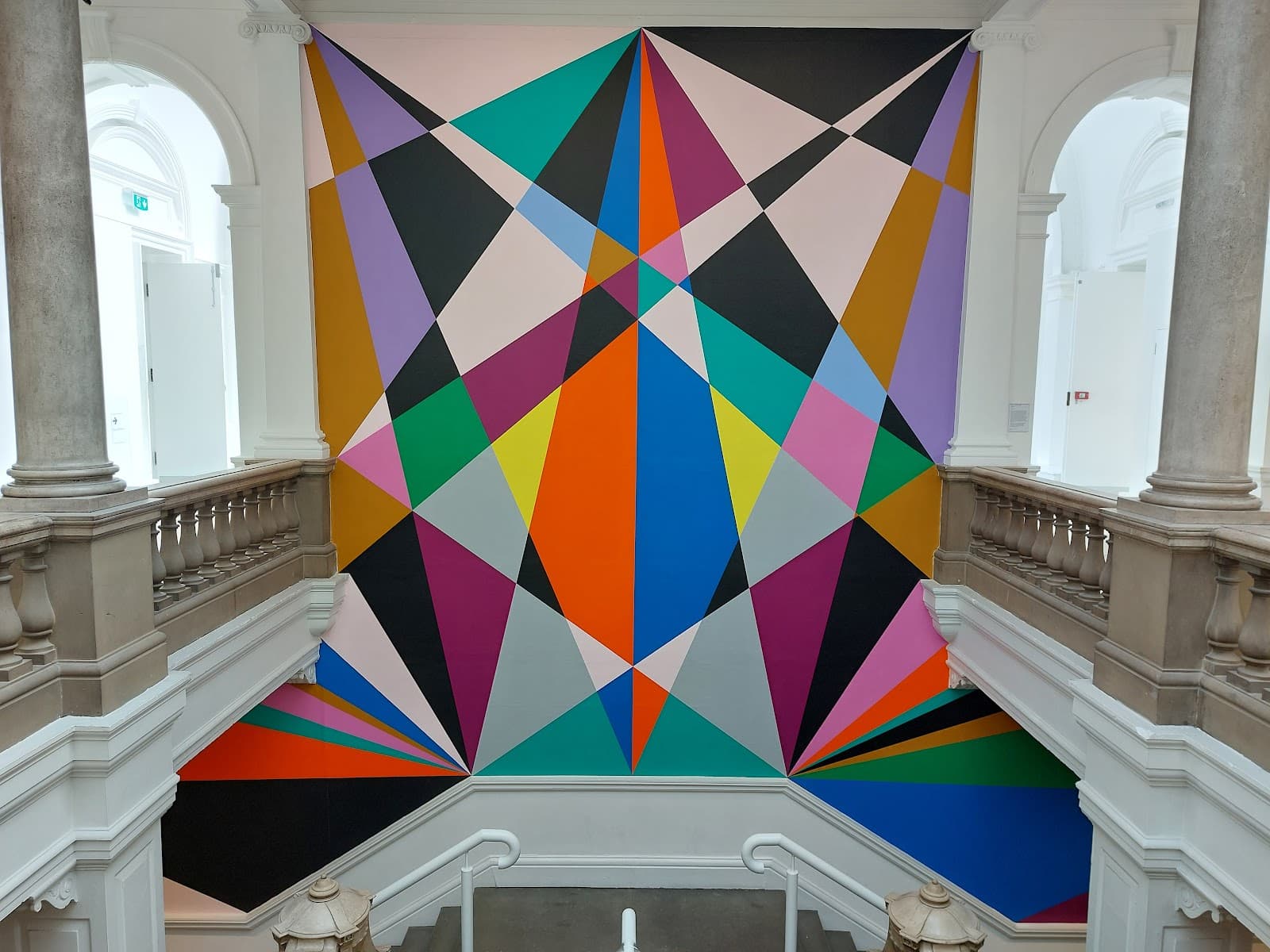 Leeds Art Gallery - Image 1