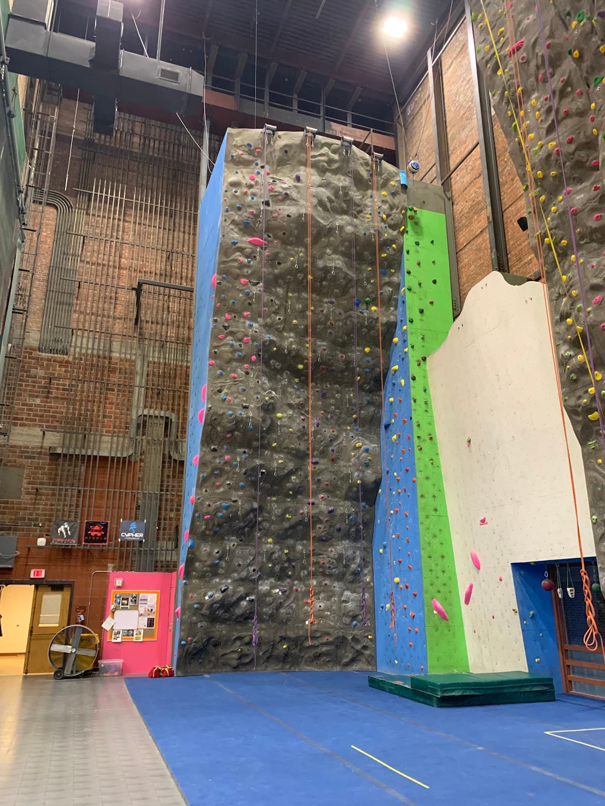 Long Lines Climbing - Image 1