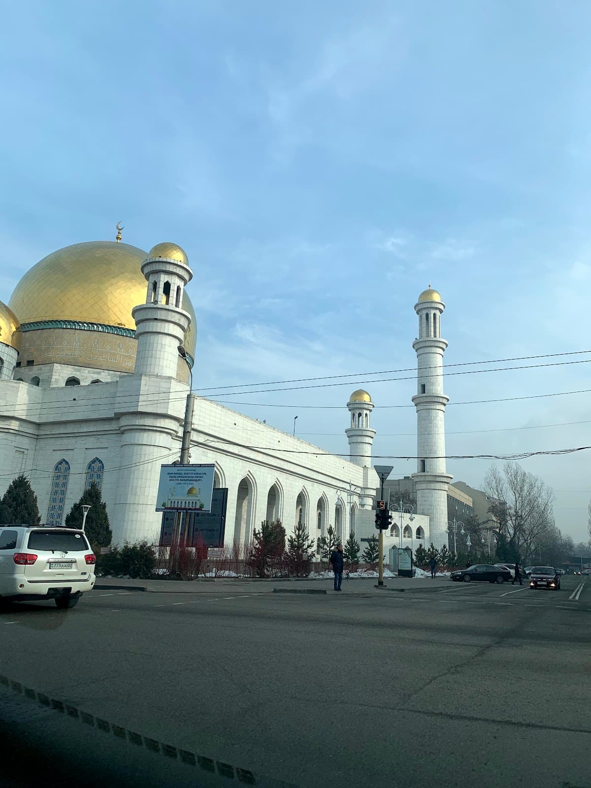 Almaty Central Mosque - Image 1