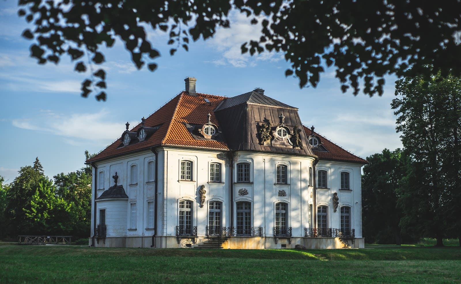 Choroszcz Palace Museum - Image 1