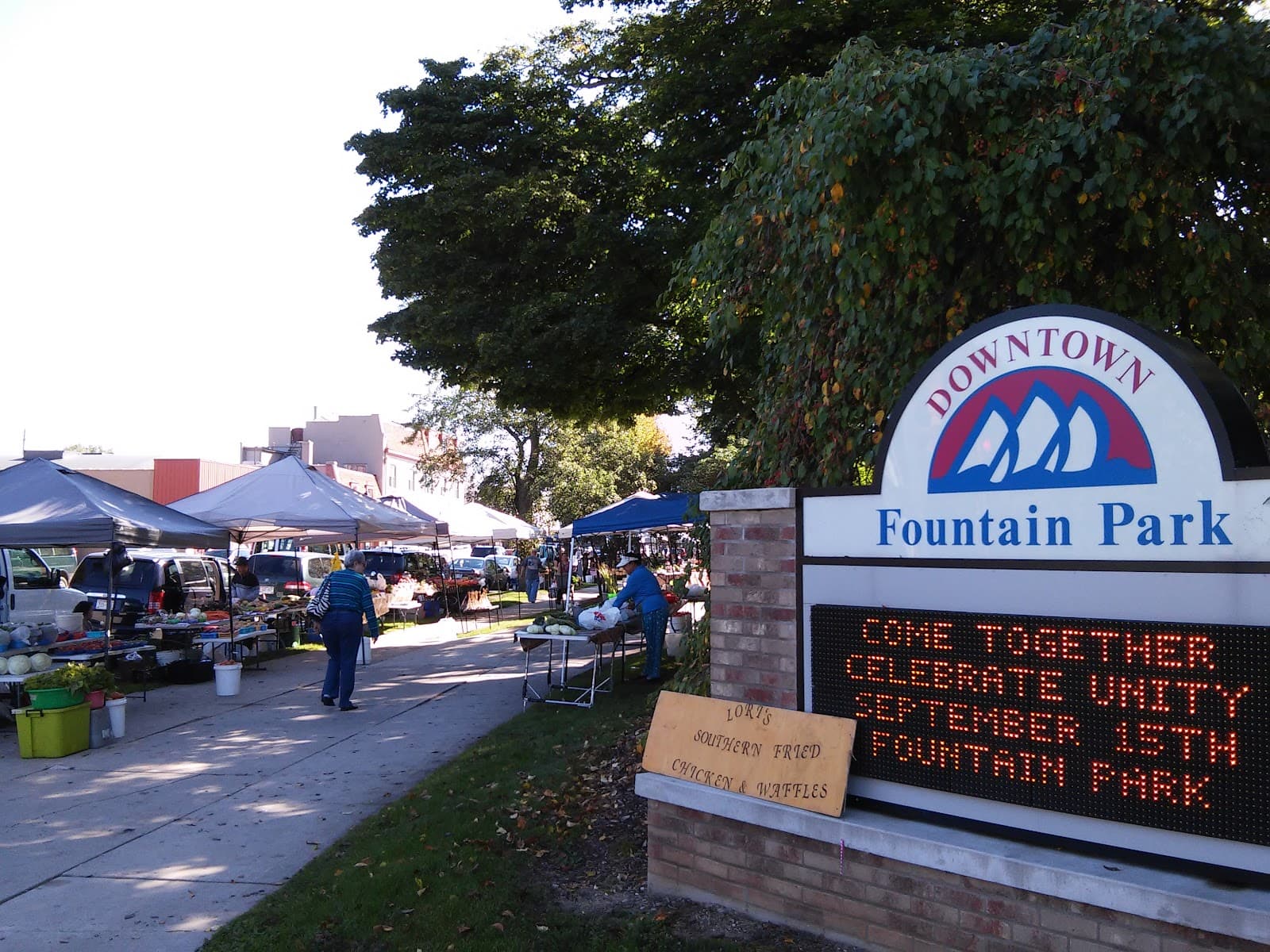 Fountain Park Farmers Market - Image 1