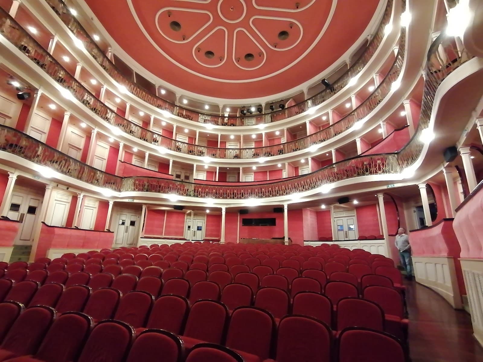 Angrense Theater - Image 1