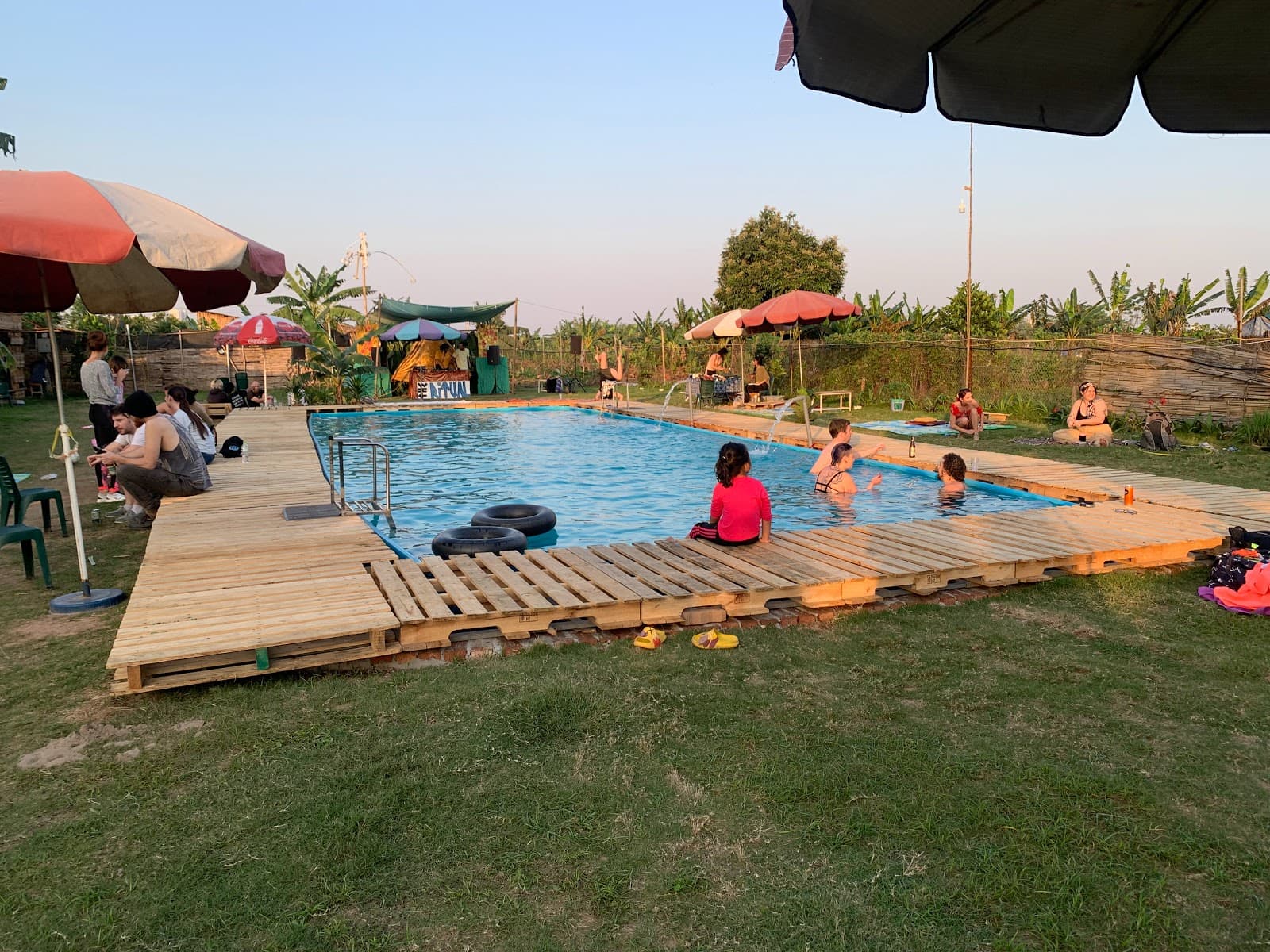 Banana Island - Image 1