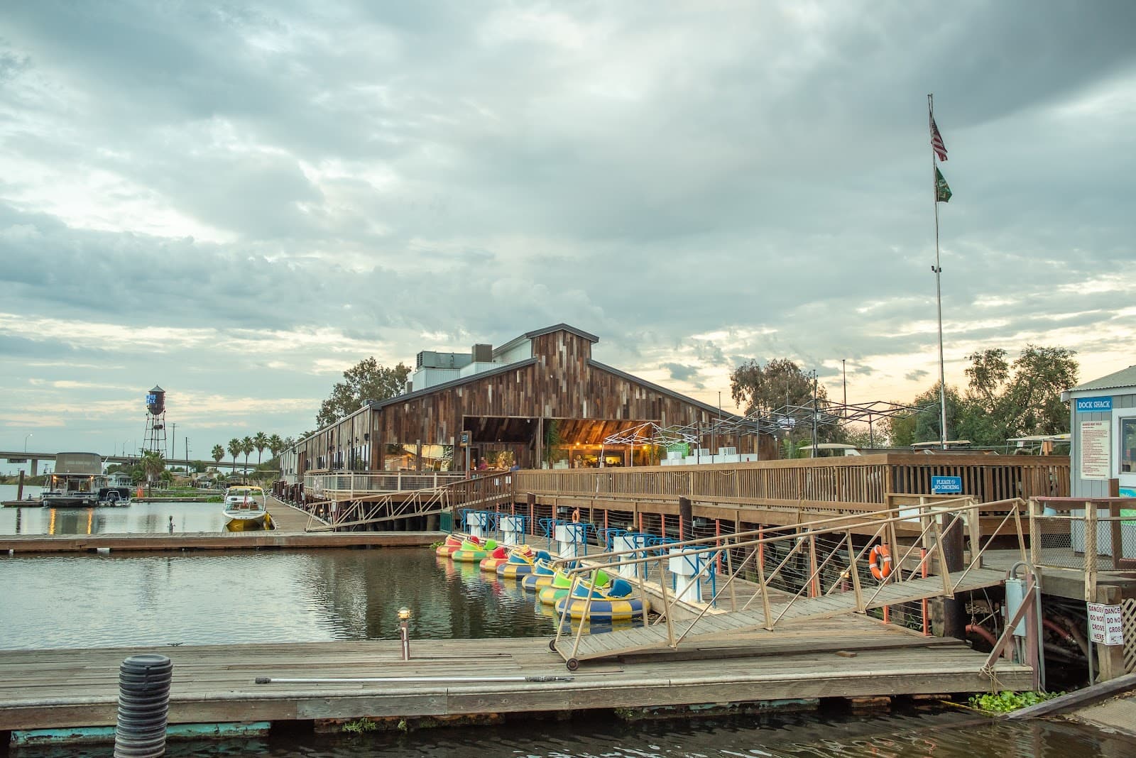 Tower Park Marina & Resort (Terminous) - Image 1