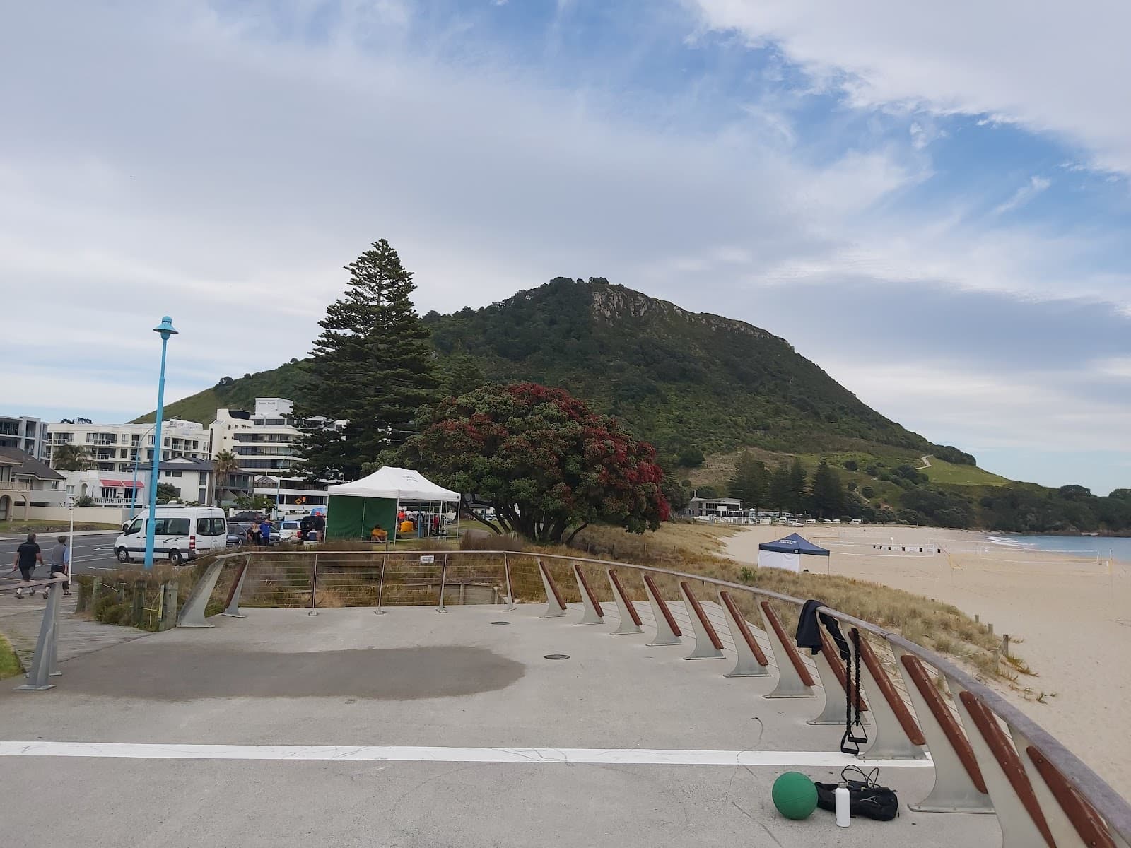 Marine Parade Mount - Image 1