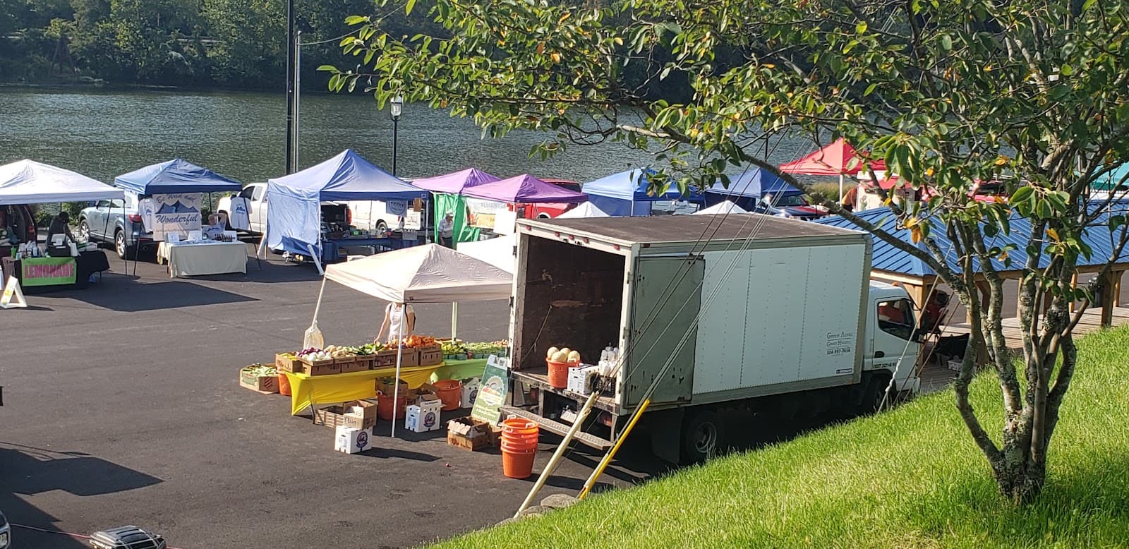 Edith Barill Riverfront Park (Star City) - Image 1
