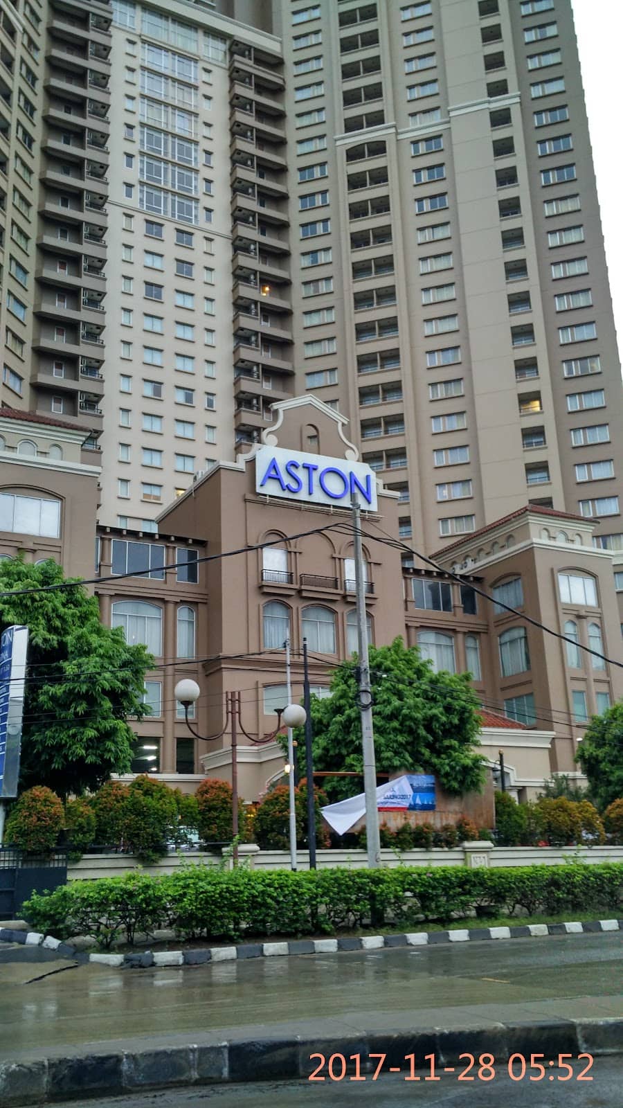 Yacht & Boat Charters