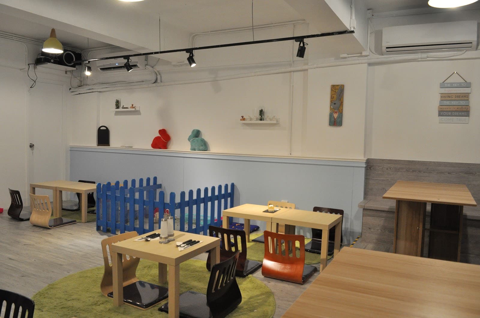 Rabbitland Cafe - Image 1