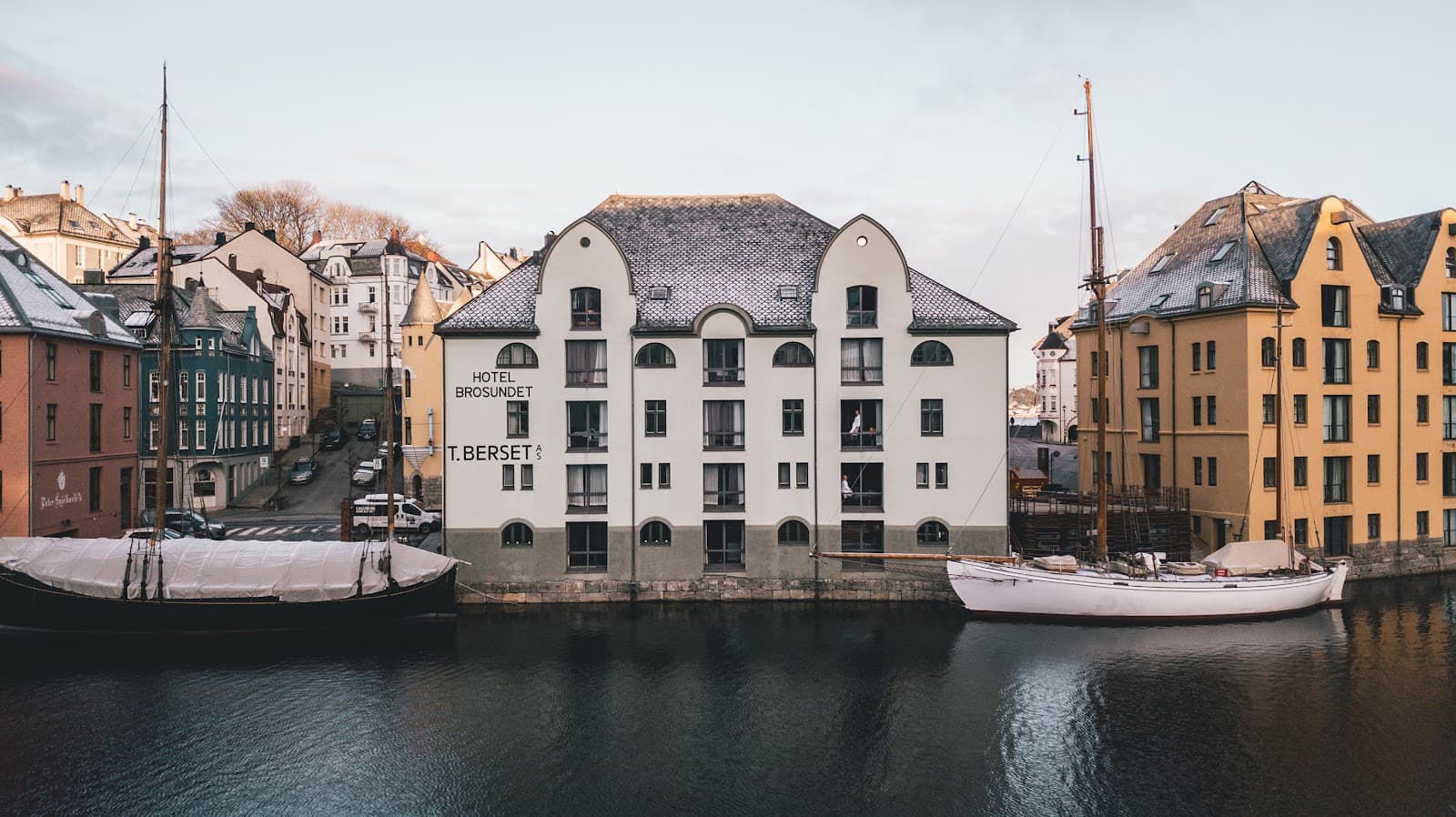 Brosundet Ålesund - Image 1