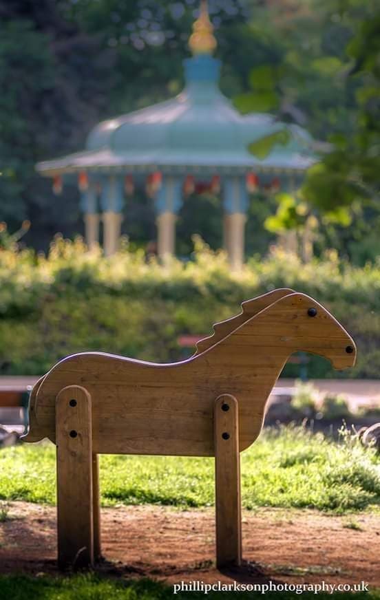 Pearson Park Hull - Image 1