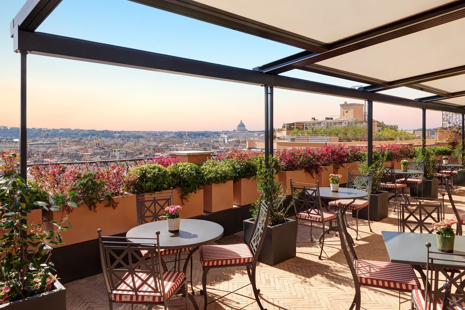 Spanish Steps View Rooftop Bars - Image 1