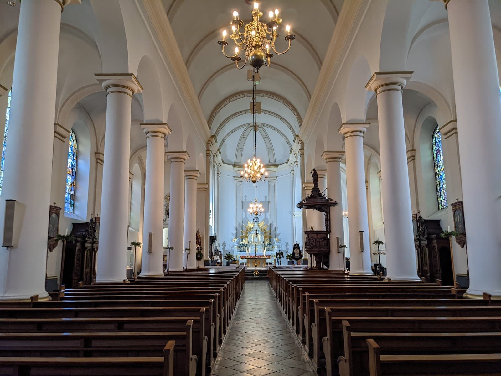 St. Lambertus Church - Image 1