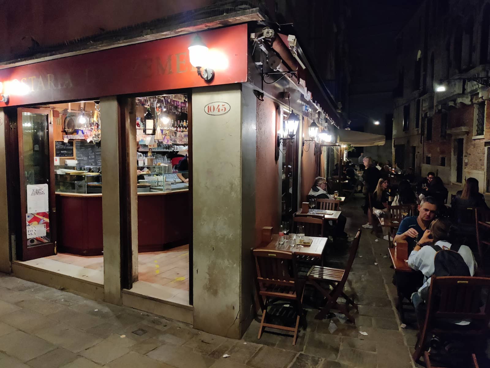 Authentic Venetian Atmosphere