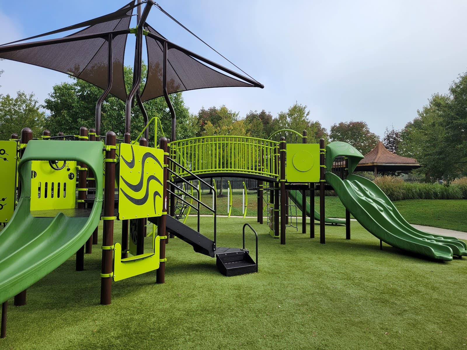 Pine Hill Lakes Park - Image 1