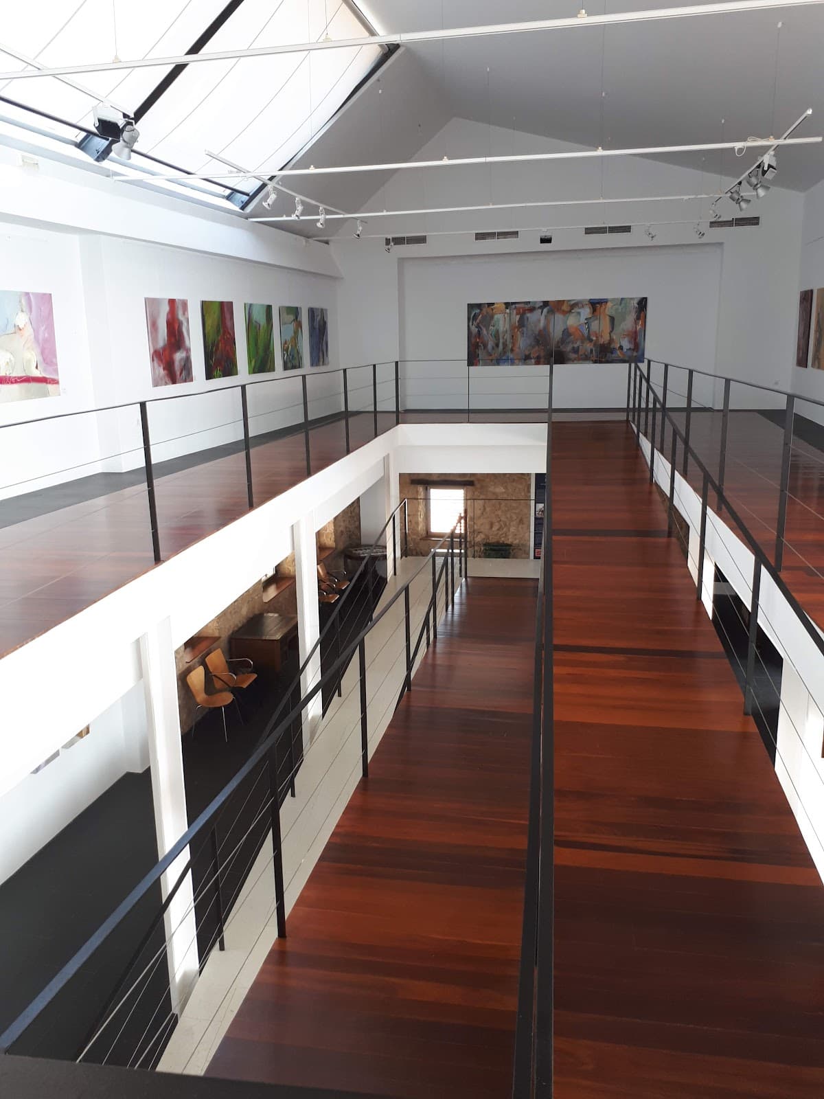 Casa del Cable Exhibition Hall - Image 1