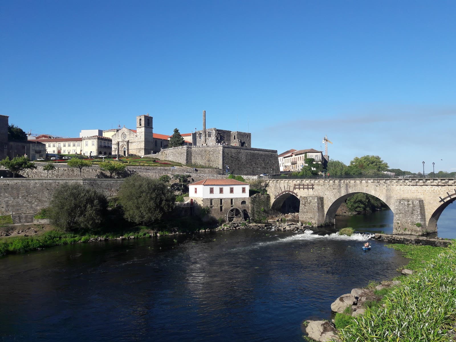 Barcelinhos - Image 1