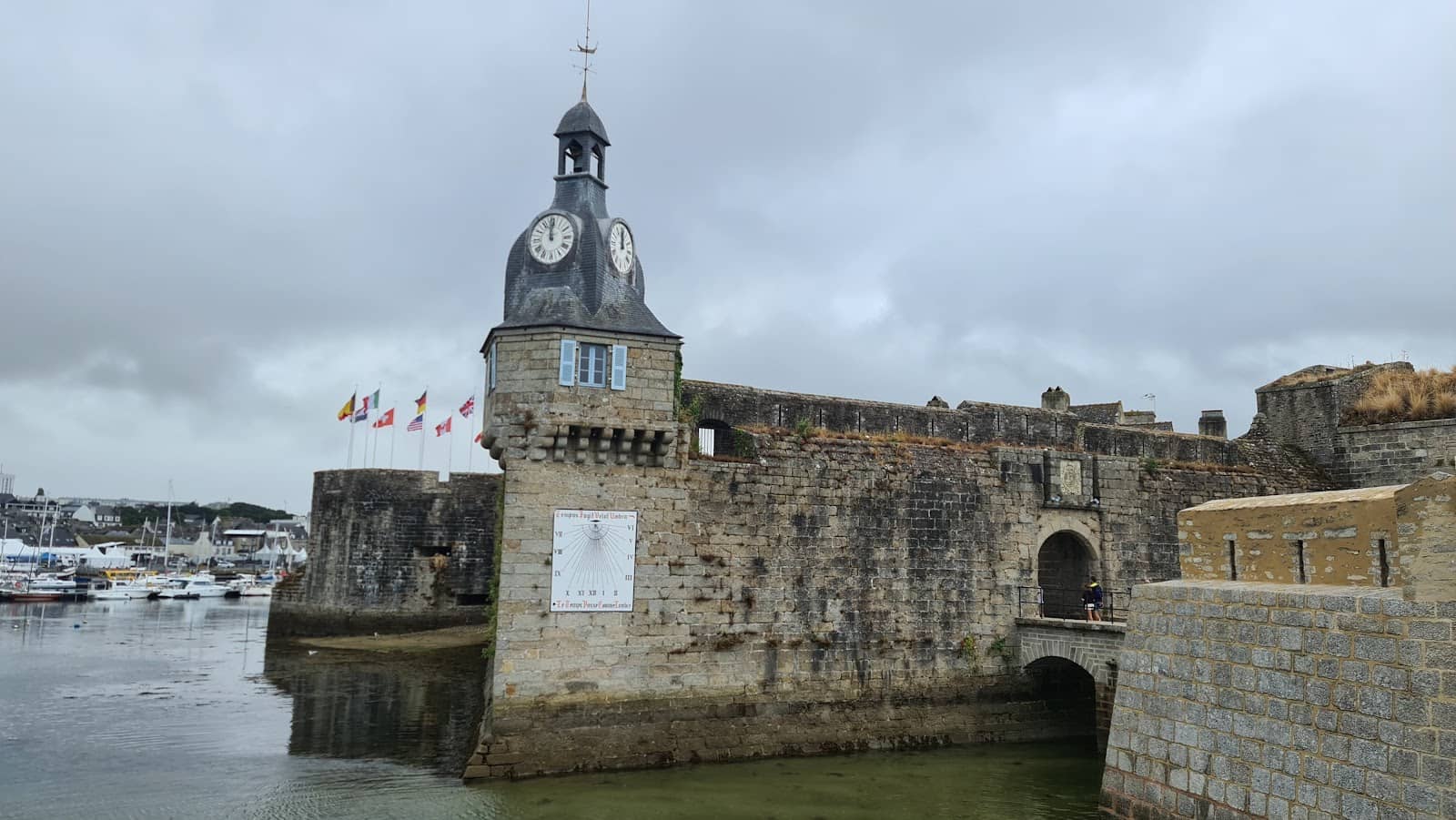 Charming Cafes & Bistros