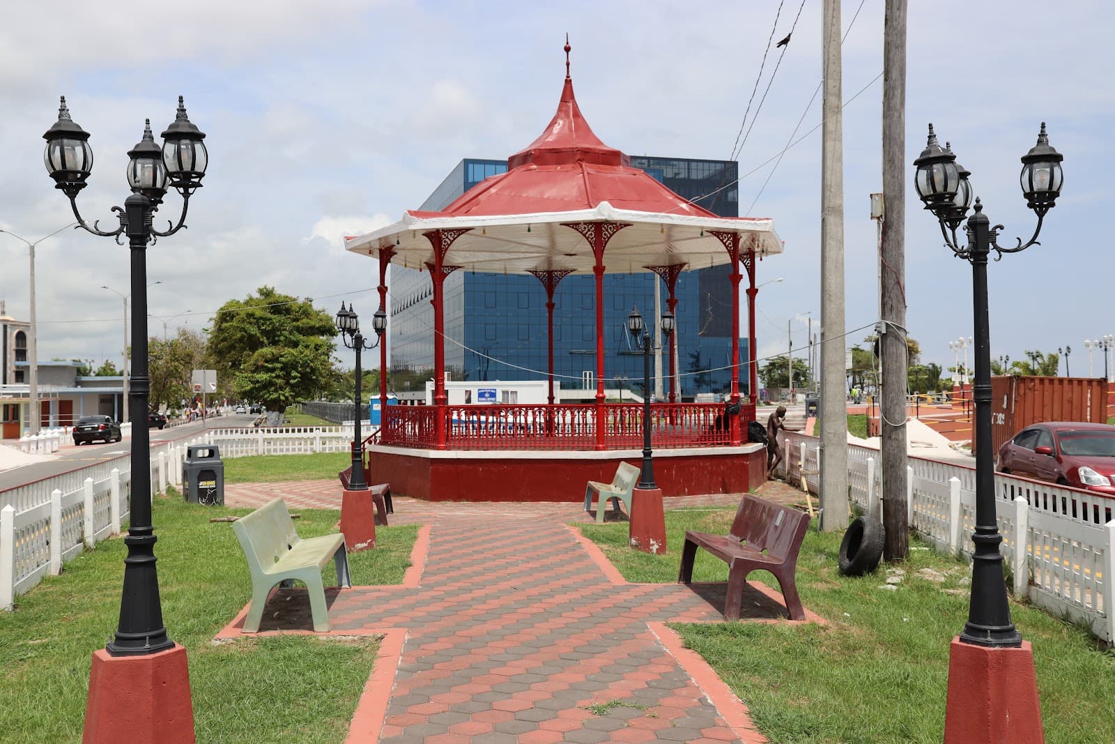 Kitty Seawall & Bandstand - Image 1
