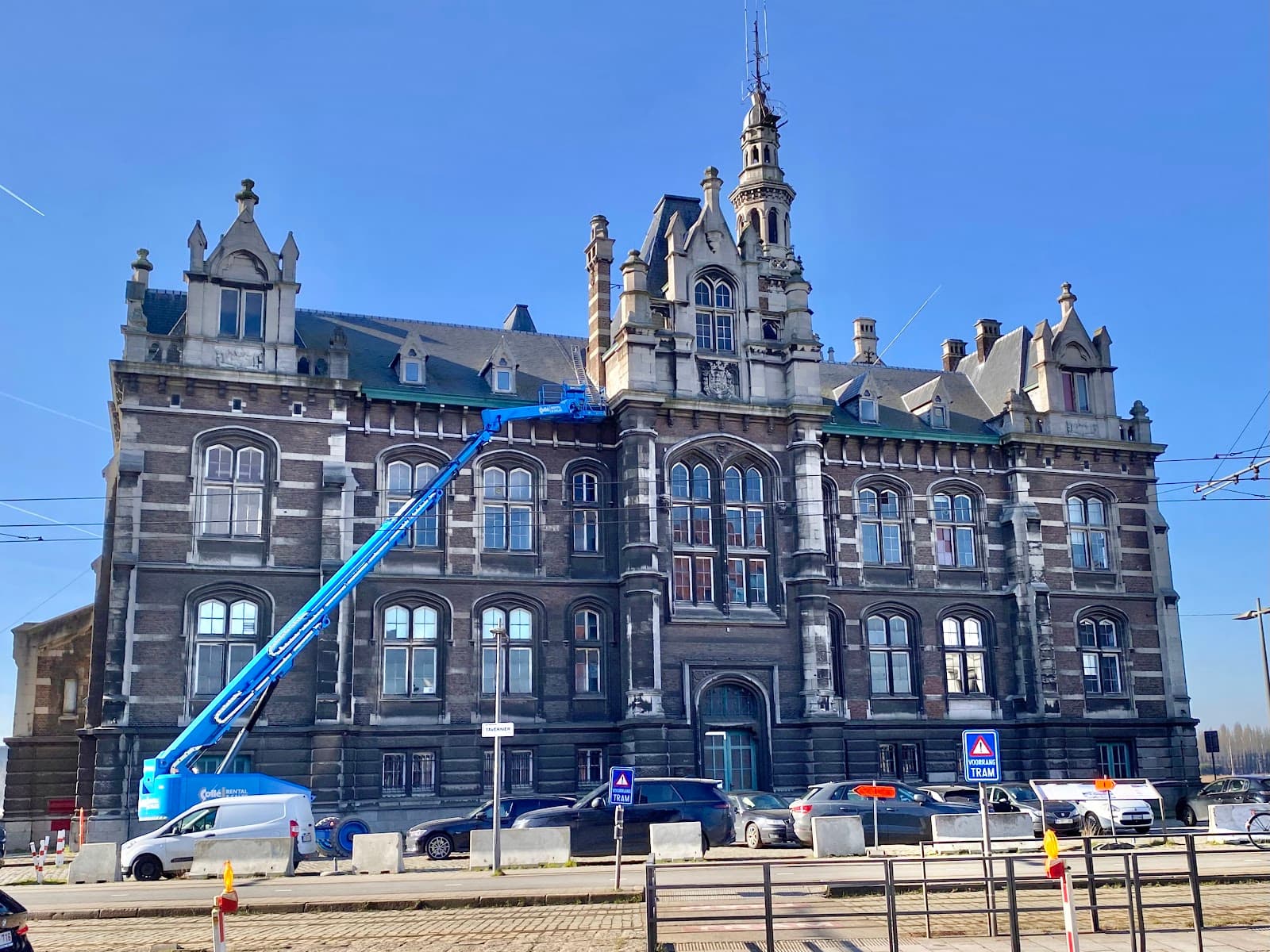 Loodswezen (Pilotage Building) - Image 1