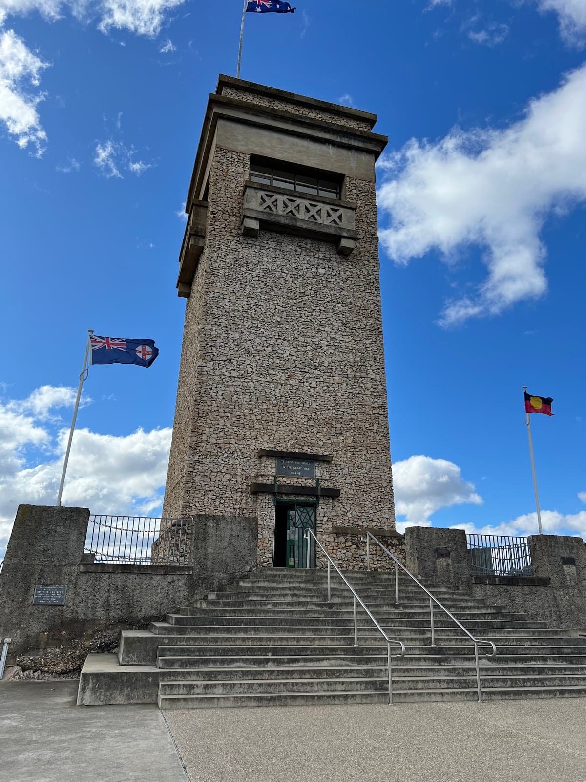 Lake George Lookout - Image 1