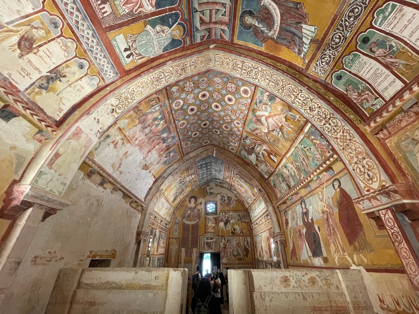 Bominaco - Oratory of San Pellegrino - Image 1