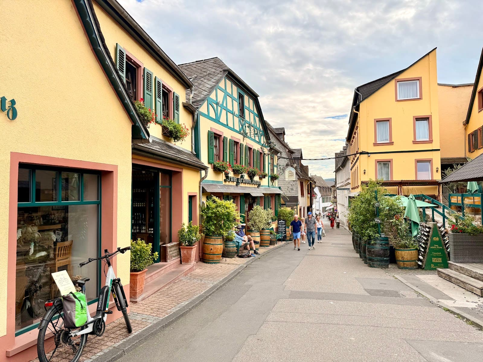 Rüdesheim Old Town - Image 1