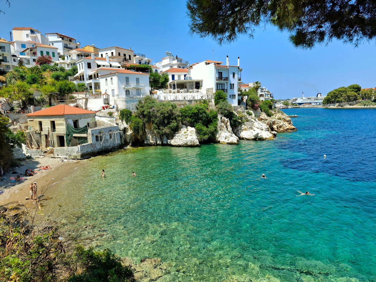 Plakes Quarter - Image 1