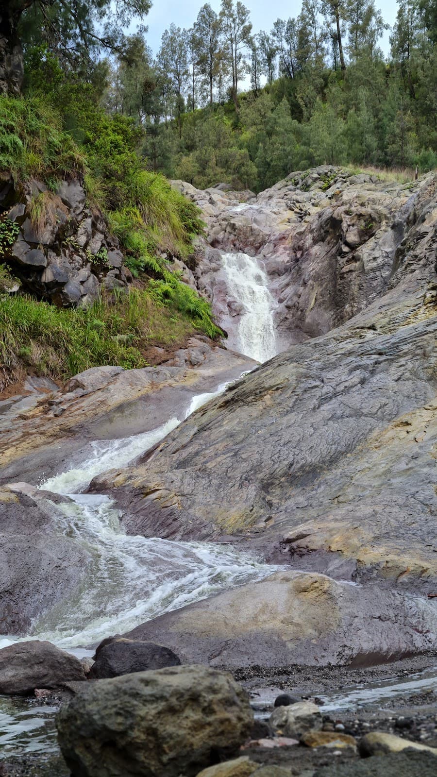 Kalipait Waterfall - Image 1