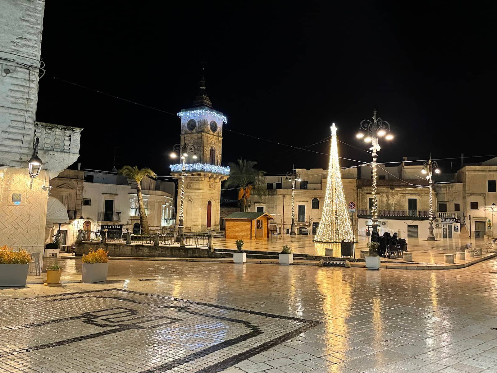 Piazza dell'Orologio & Piazza del Plebiscito