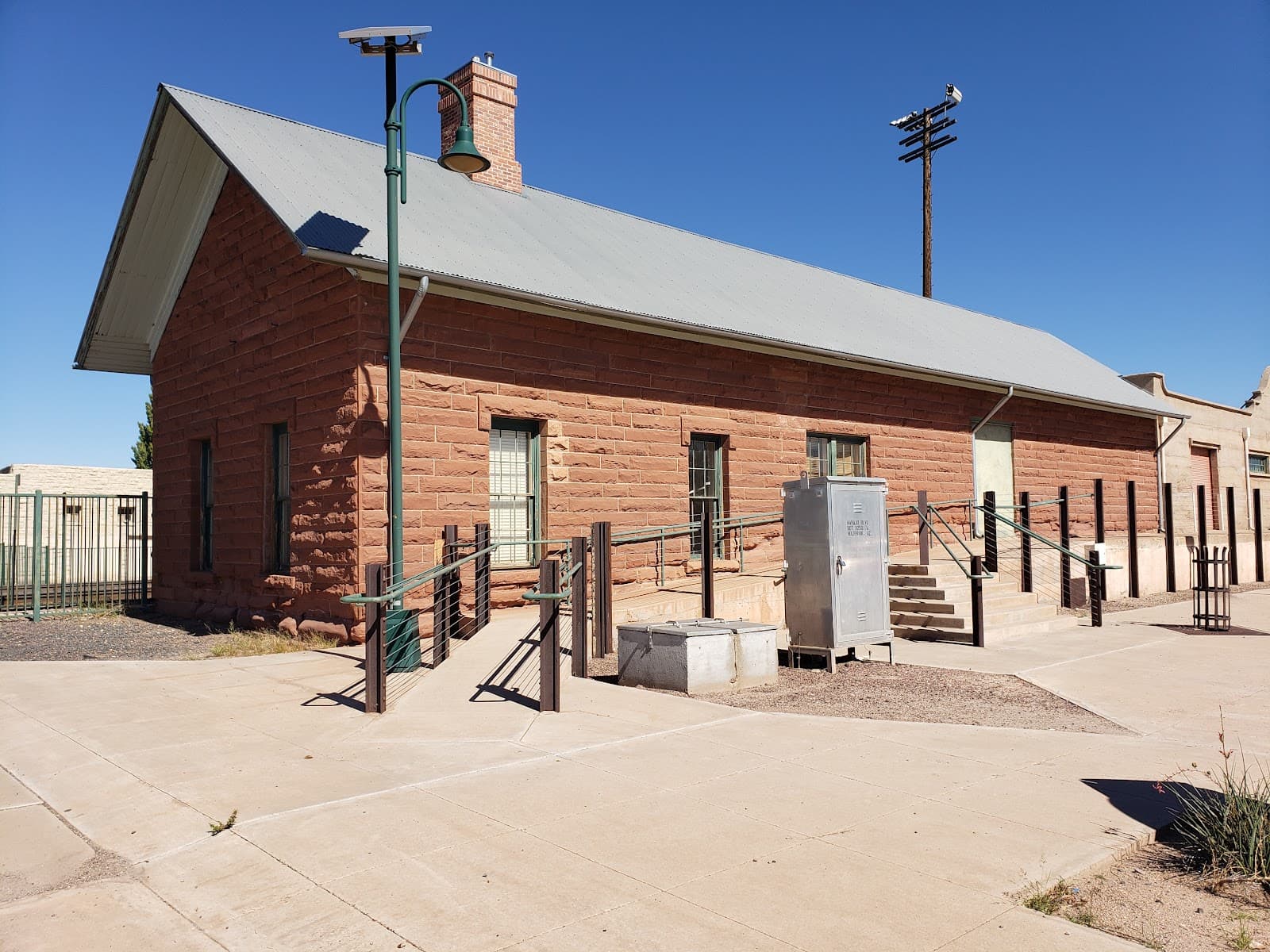 Holbrook Train Depot & Visitor Center - Image 1