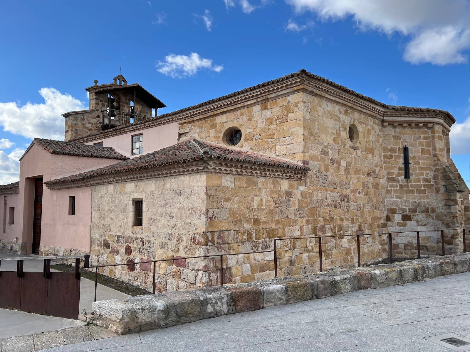 Duero River Banks