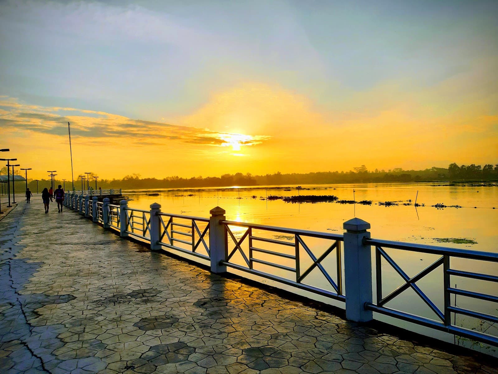 Khun Thale Lake Park - Image 1