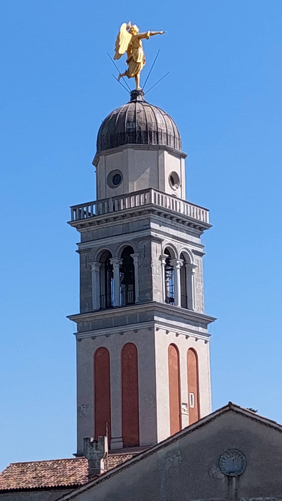 Vertical photo