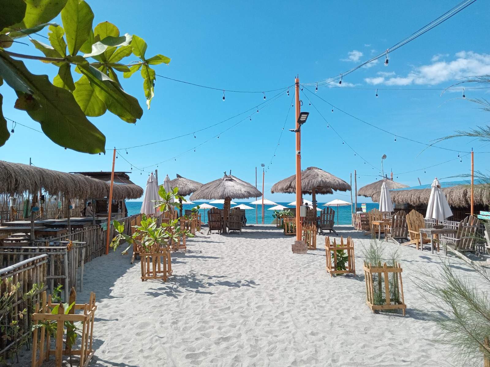 Liwliwa Beach - Image 1