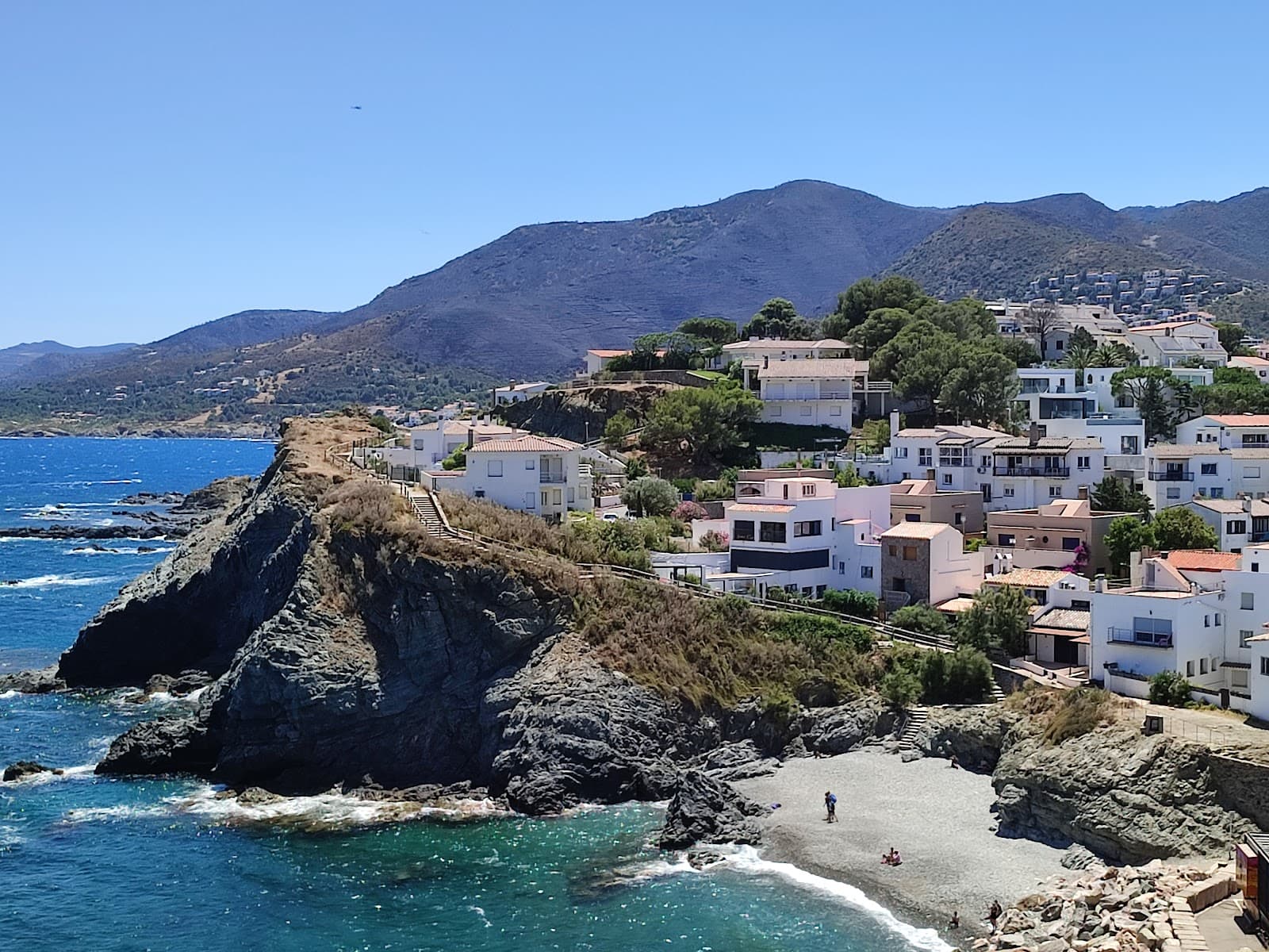 Llançà Beach - Image 1