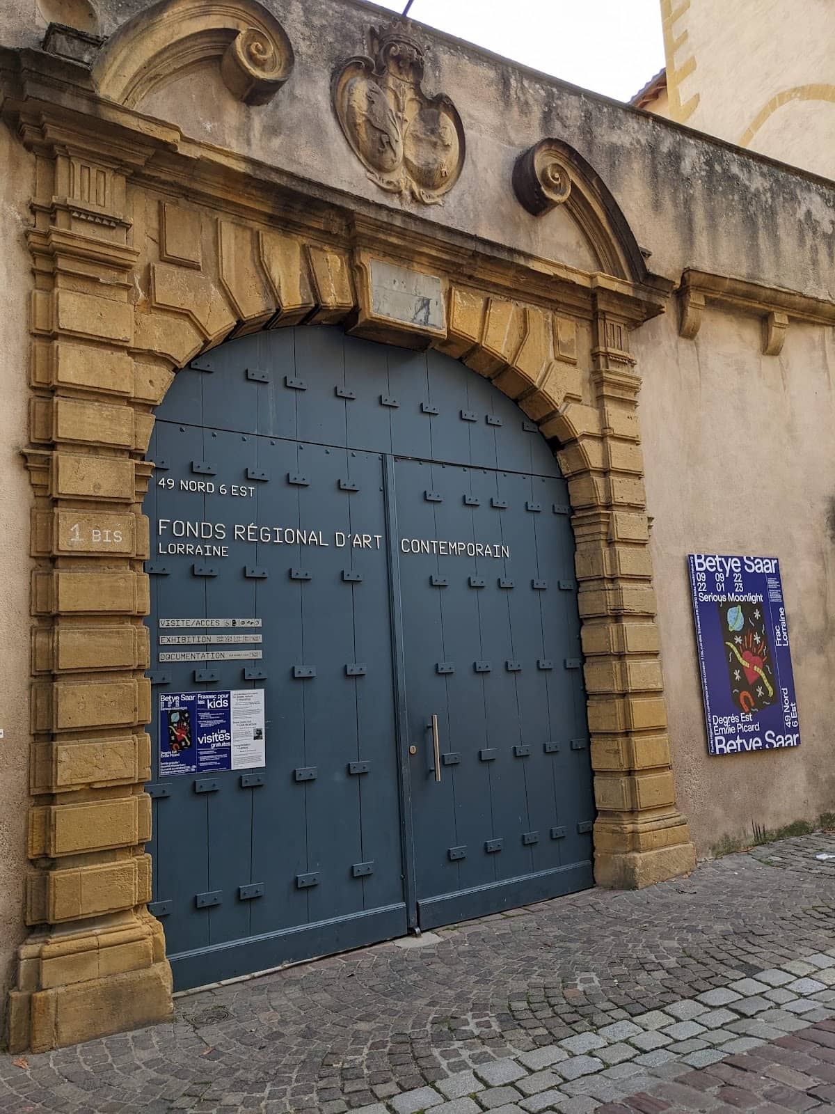 Vertical photo