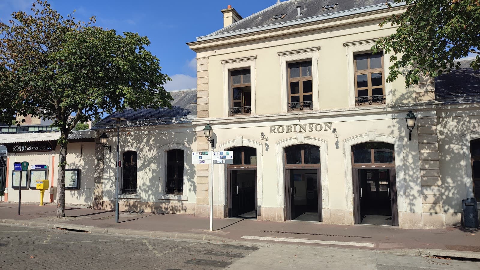 Quartier Robinson - Image 1