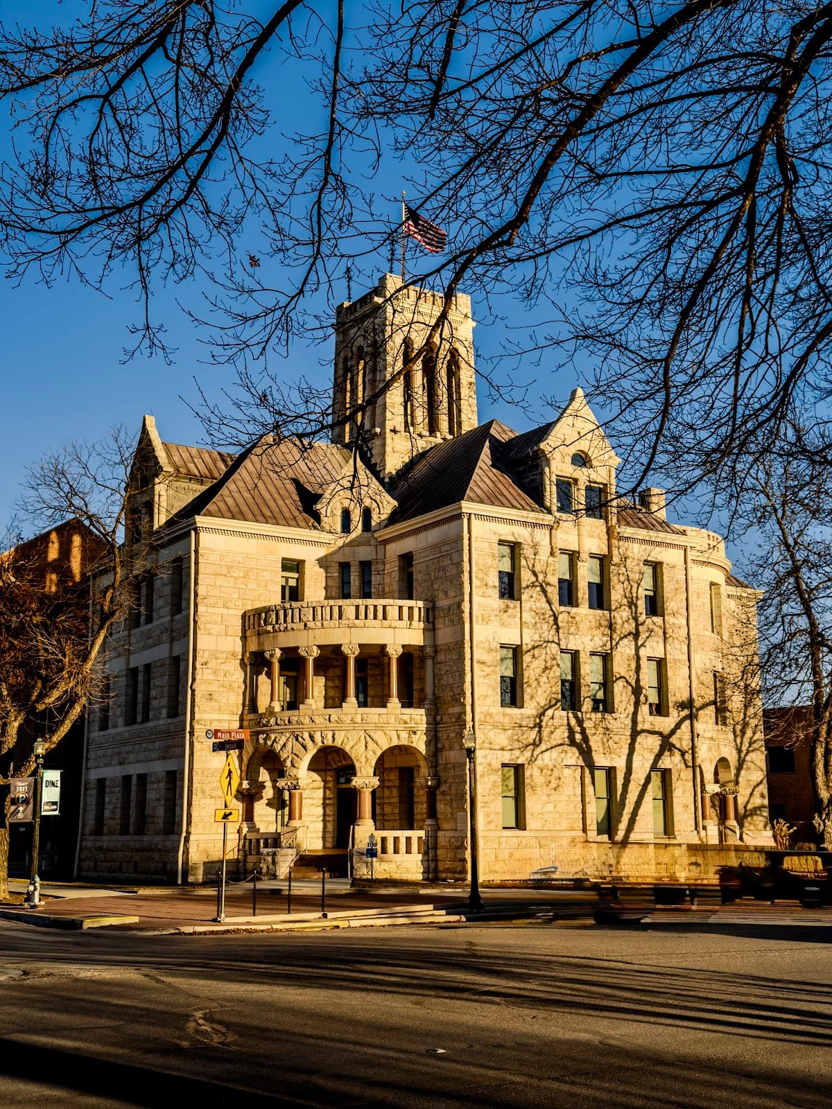 Comal County Courthouse New Braunfels Texas - Image 1