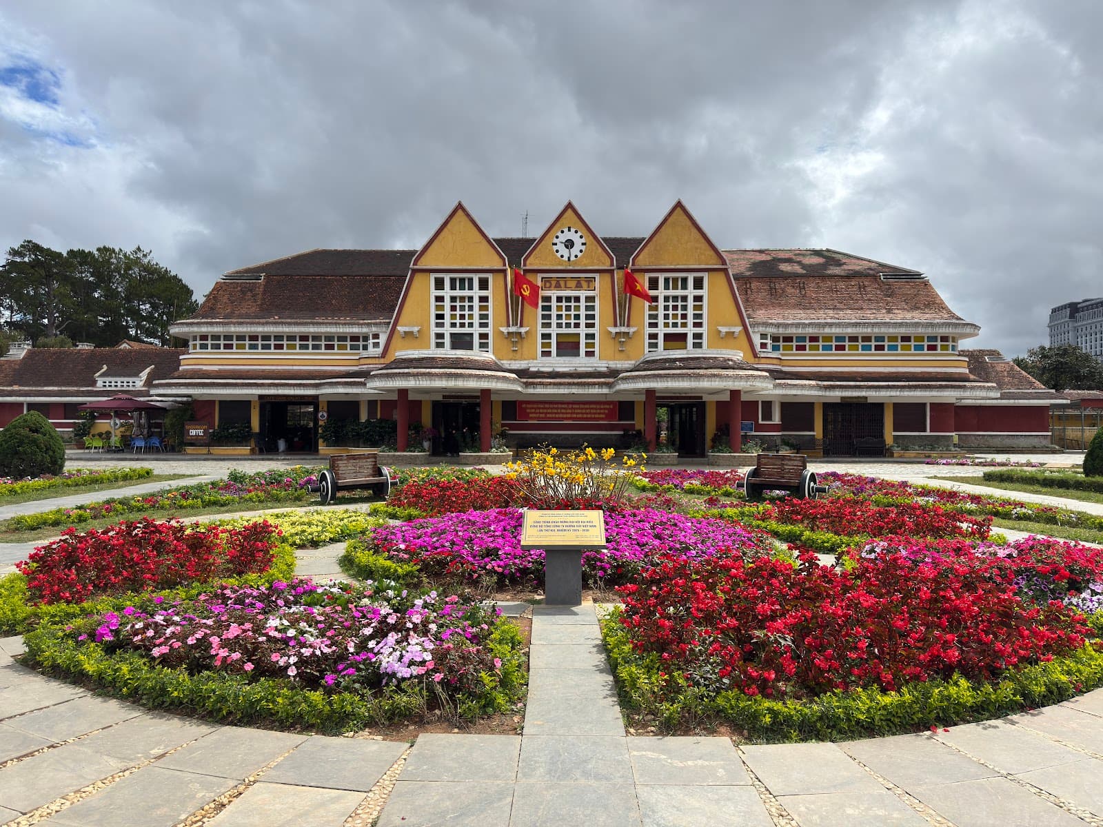 Dalat Railway Station - Image 1