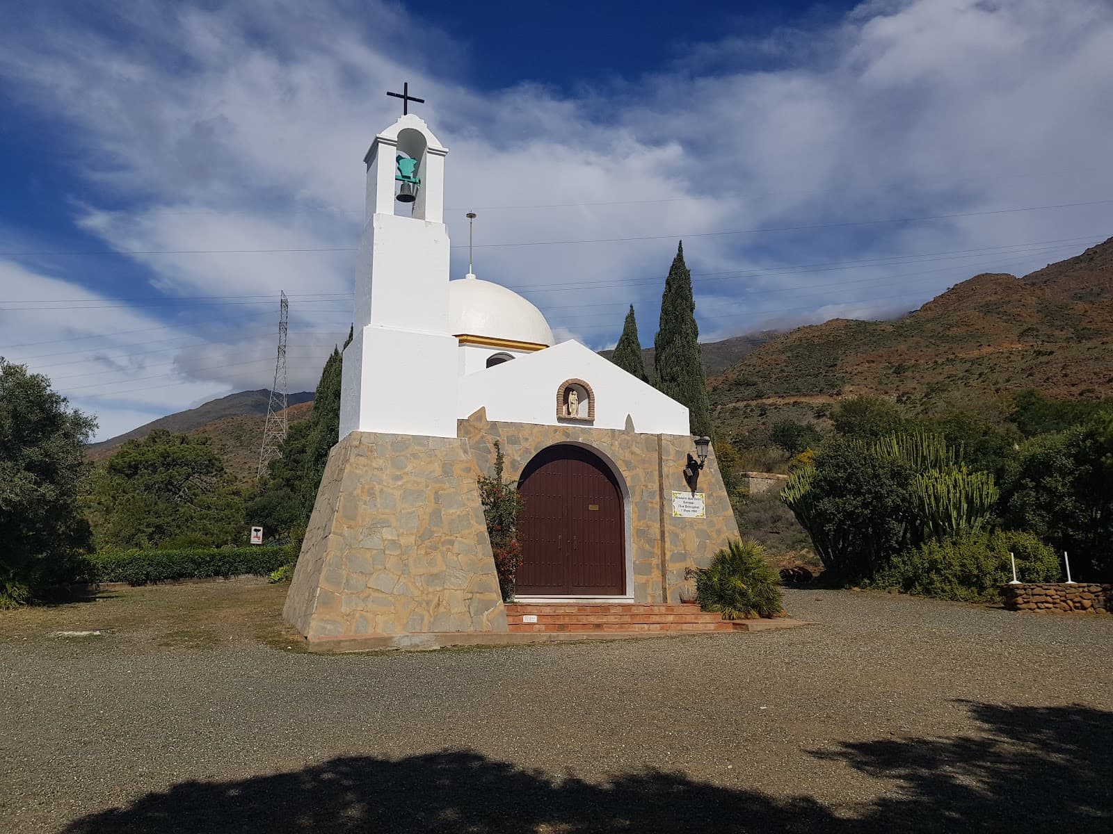 Parque de Los Pedregales - Image 1