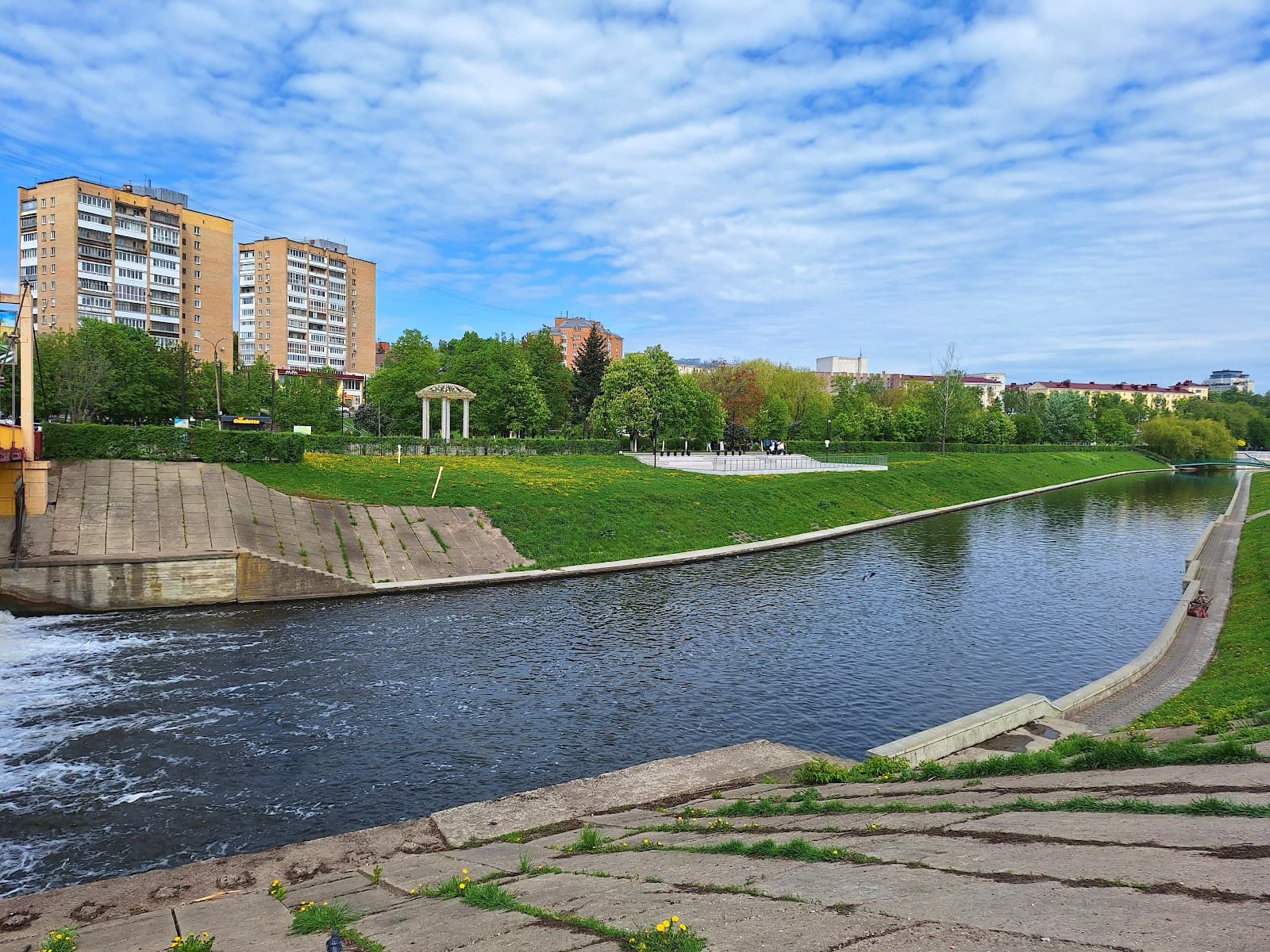 Orlik River Embankment - Image 1