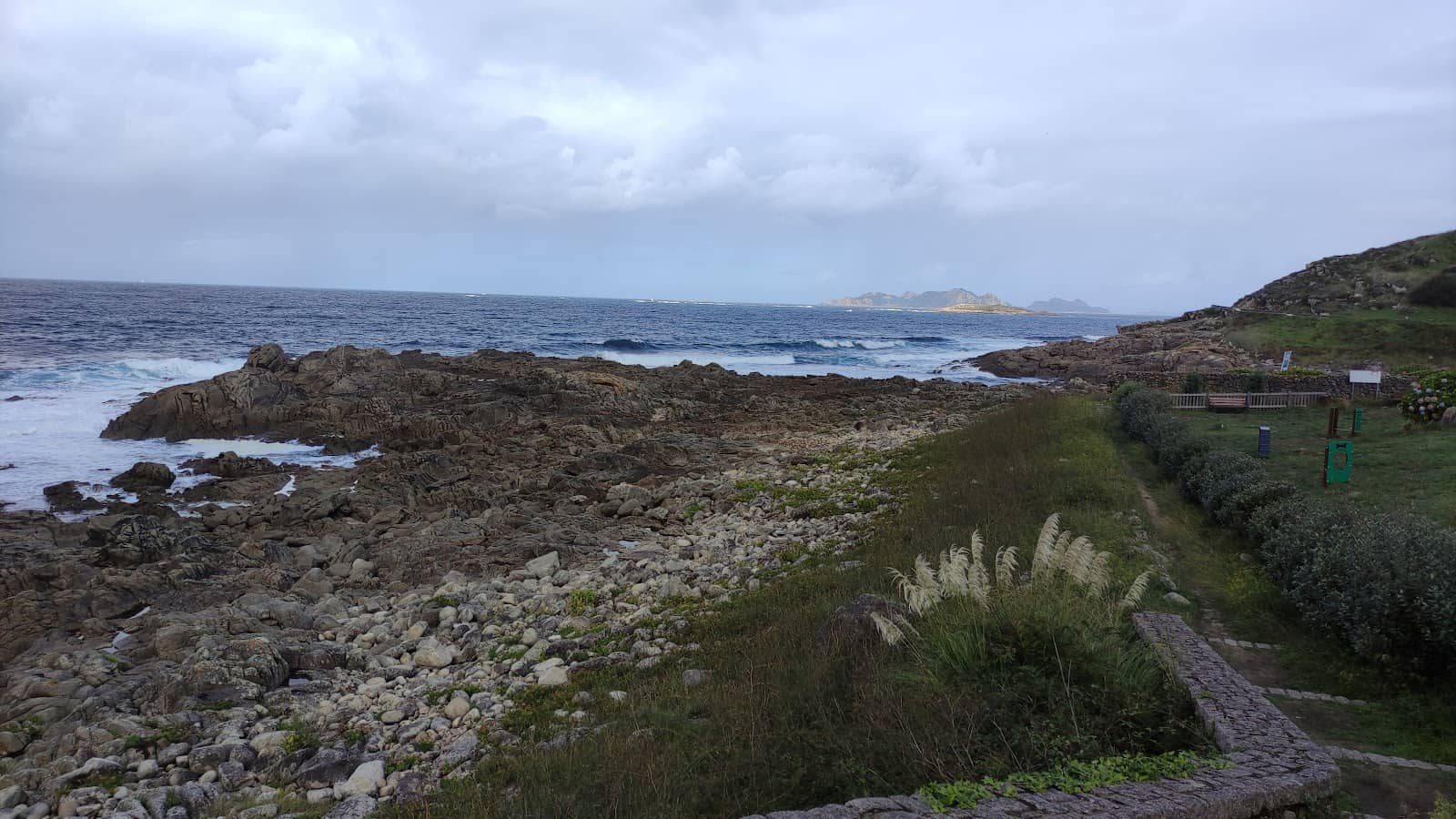 Dramatic Wave Formations