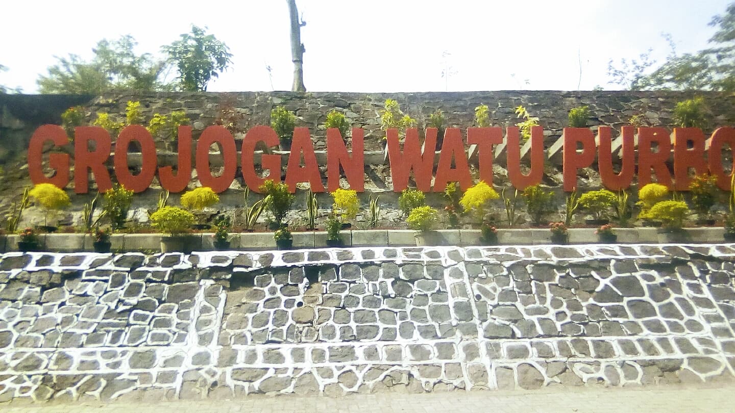 Watu Purbo Waterfall - Image 1