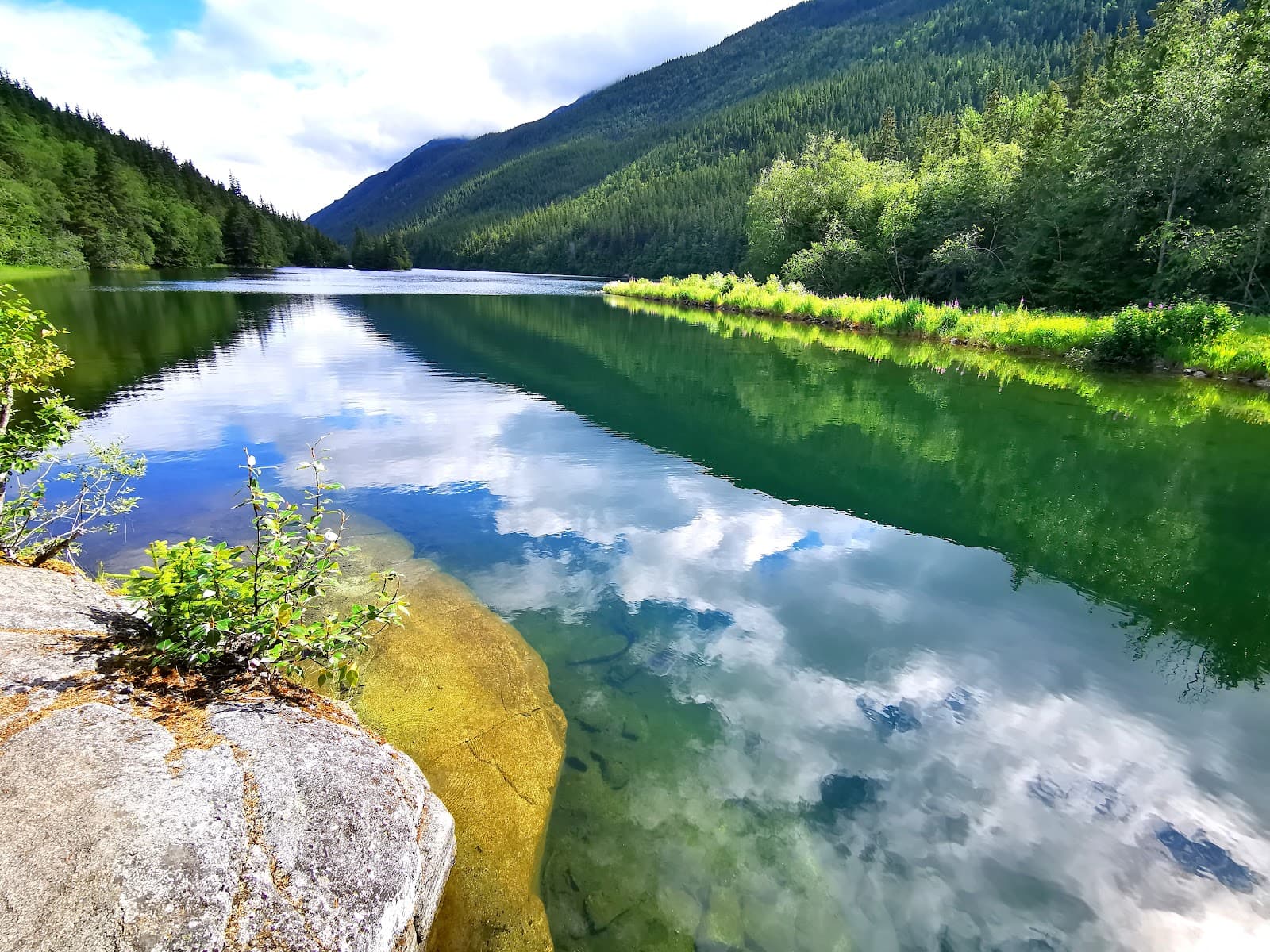Lower Dewey Lake - Image 1