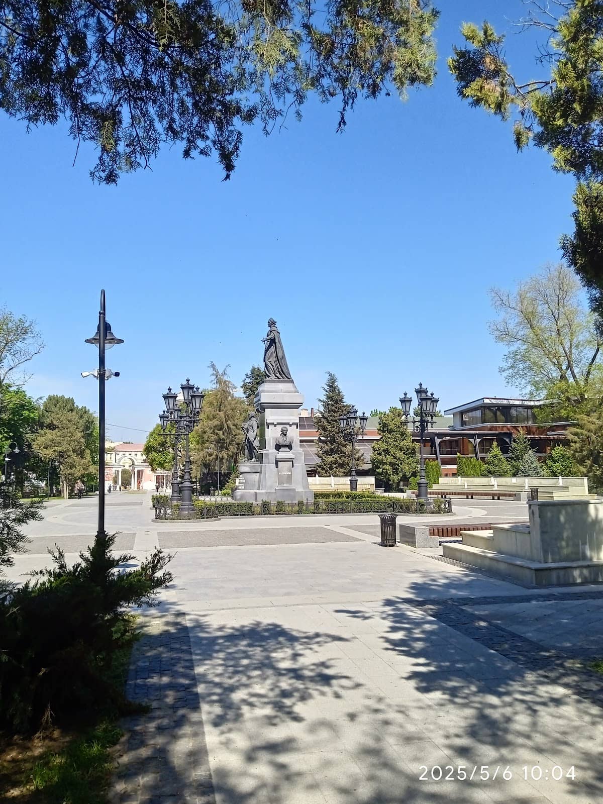 Bronze Bees of Simferopol