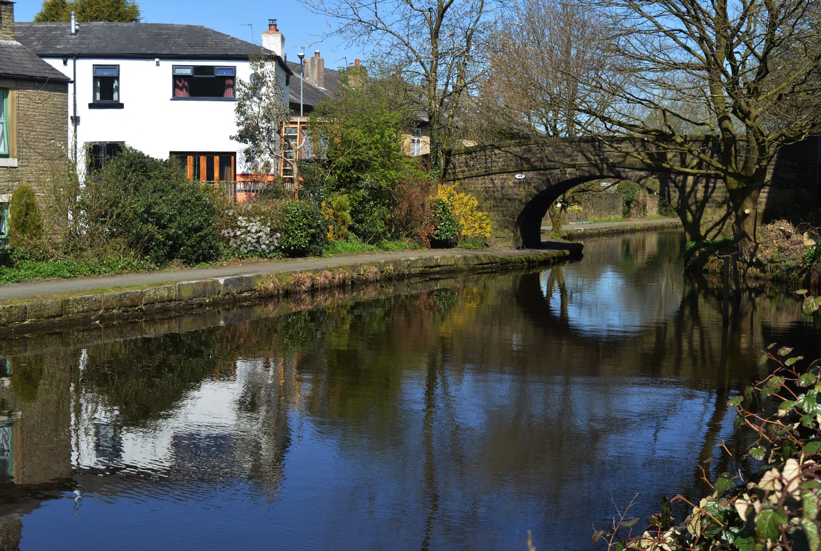 Ealees Valley - Image 1