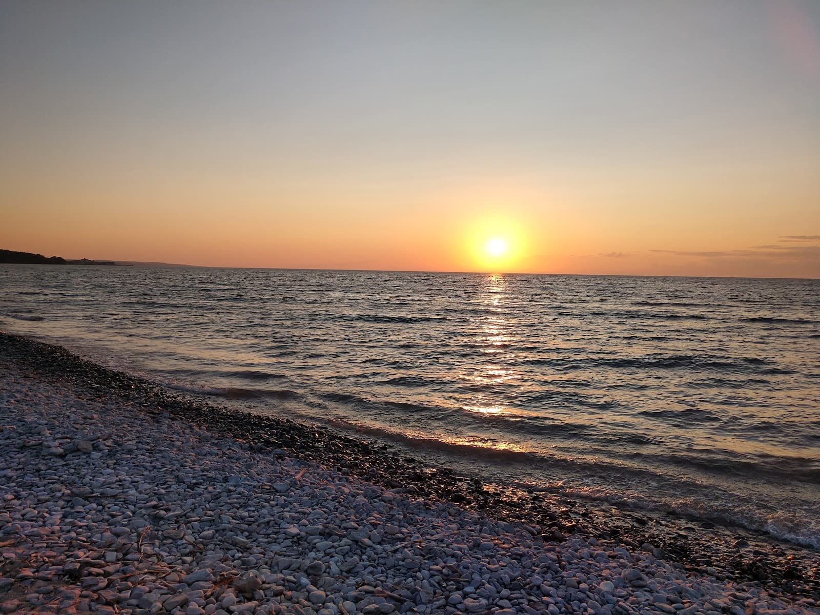 Magnus Park & Beach - Image 1