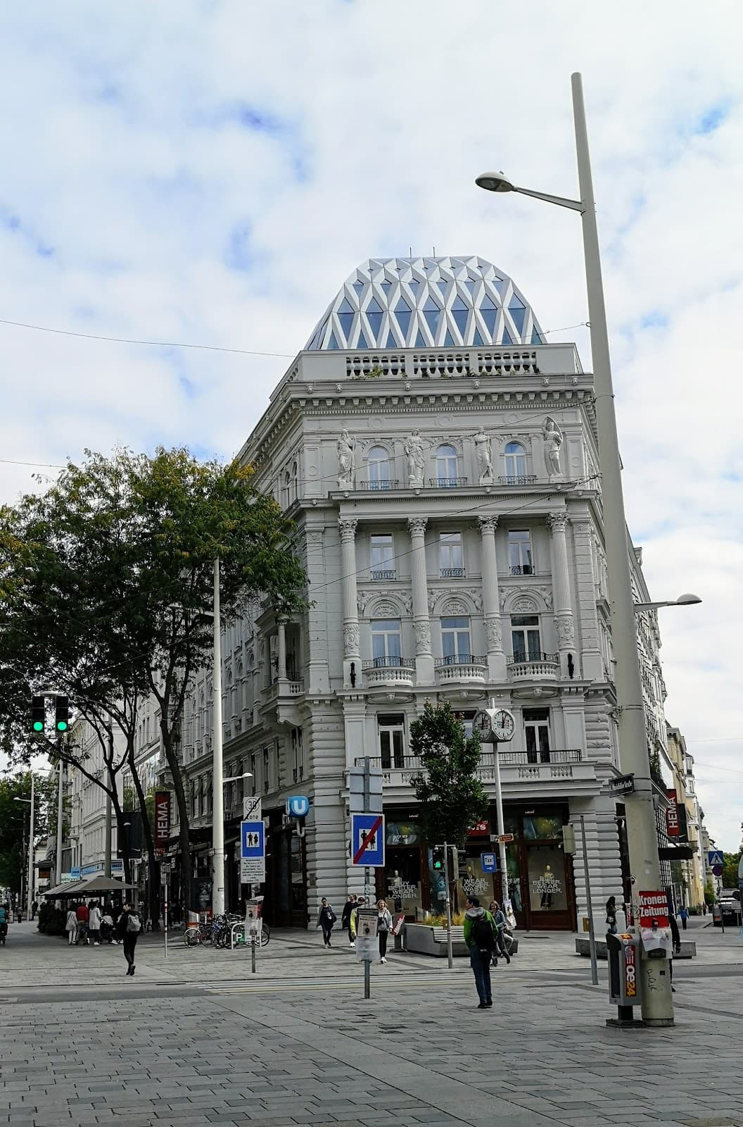 Mariahilfer Str. 71A, 1060 Wien - Image 1