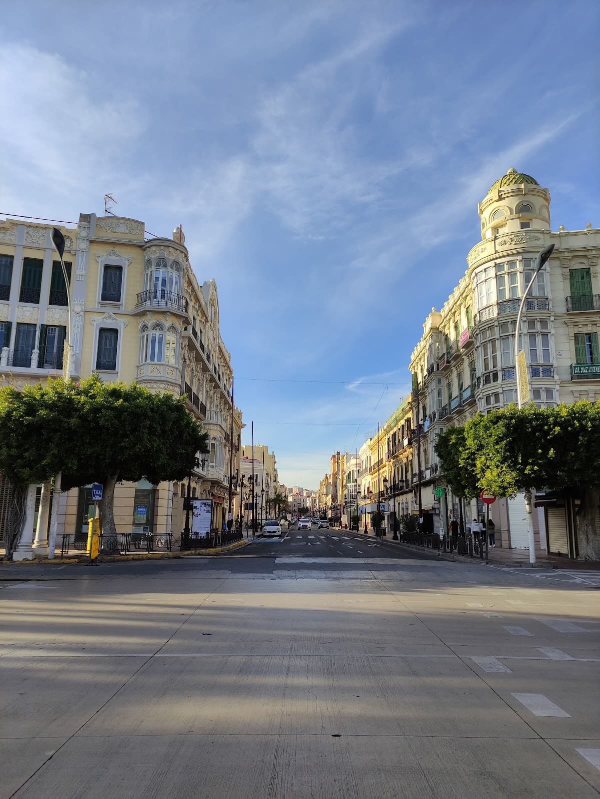 Avenida Juan Carlos I Rey - Image 1